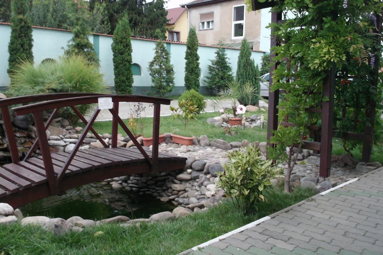 Hotel Perla Satu Mare Eksteriør billede